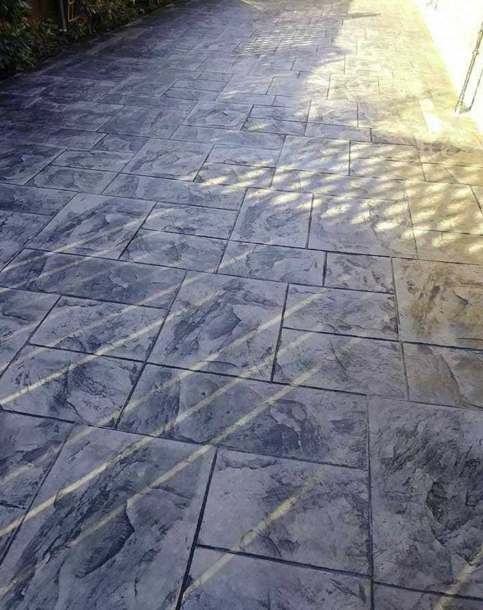 stamped-concrete-patio-in-bellevue-wa